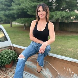 Meet your Posher, Crystal